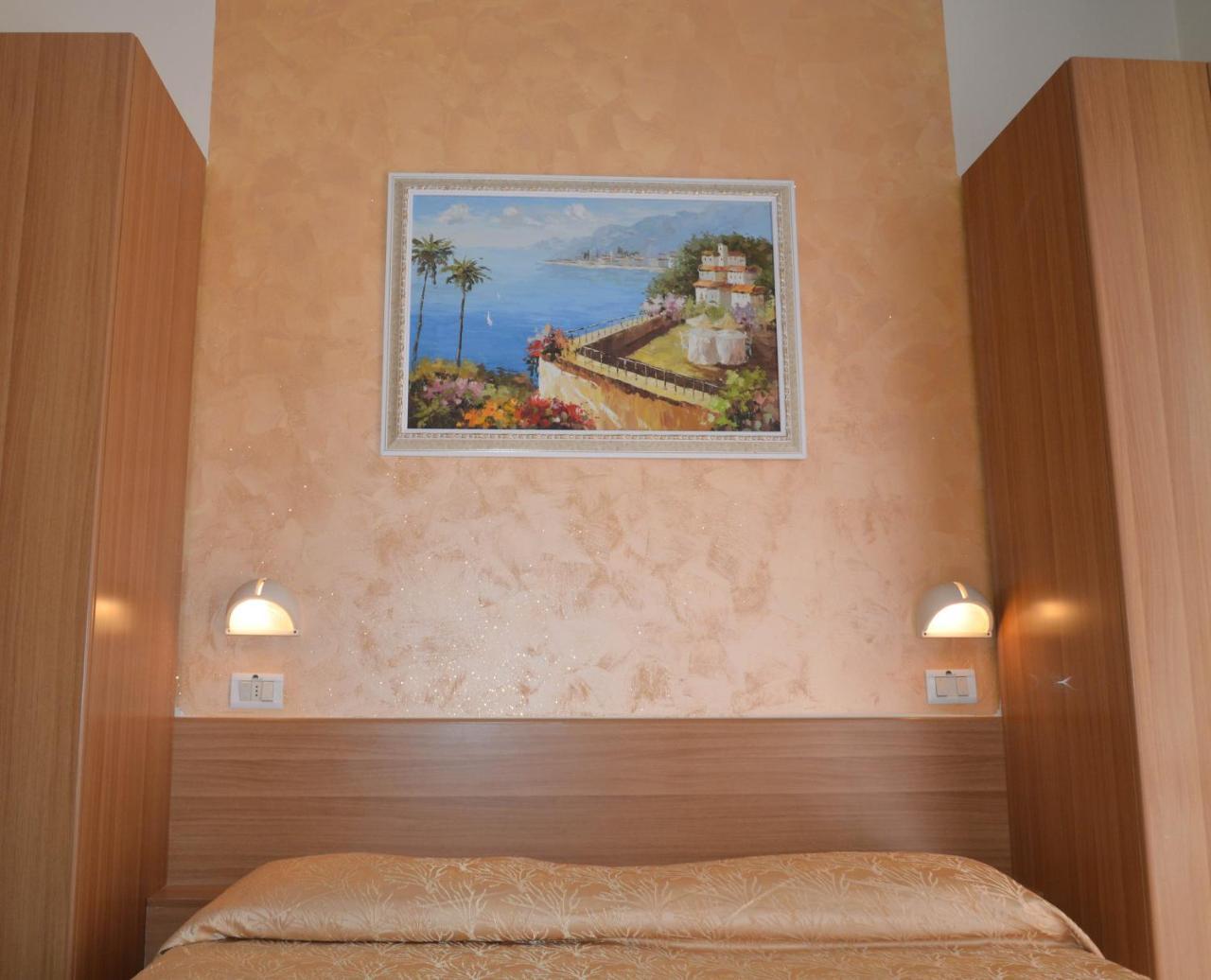 Hotel Karin Marebello المظهر الخارجي الصورة