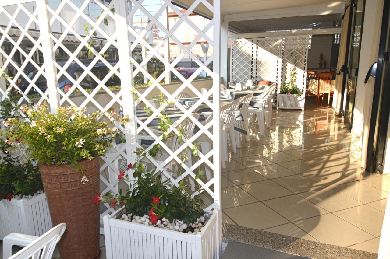 Hotel Karin Marebello المظهر الخارجي الصورة