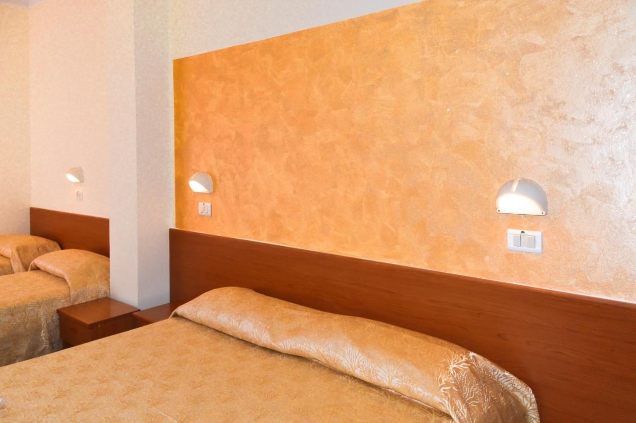 Hotel Karin Marebello المظهر الخارجي الصورة