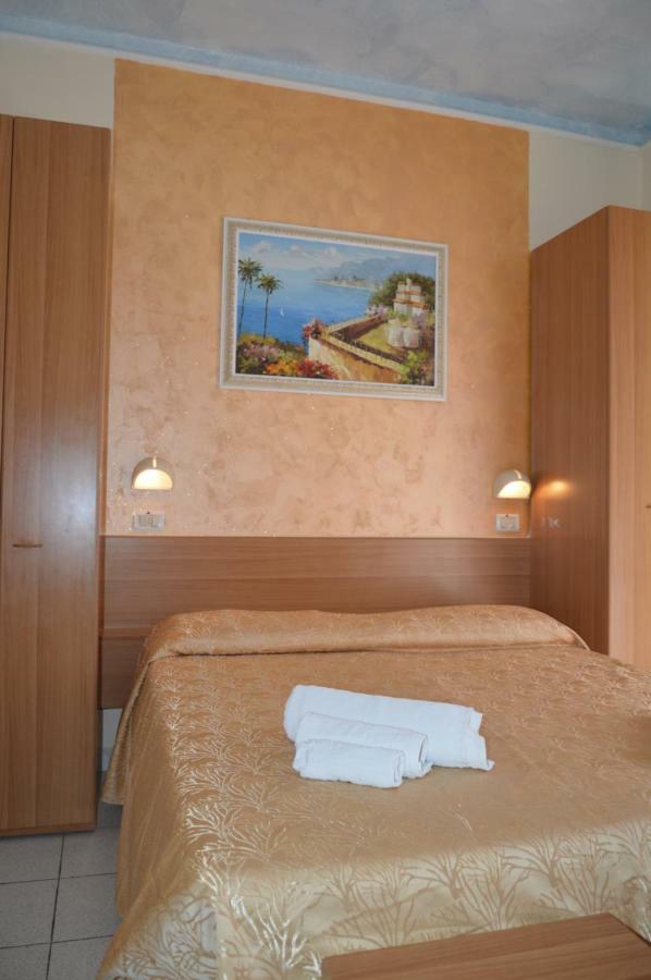 Hotel Karin Marebello المظهر الخارجي الصورة